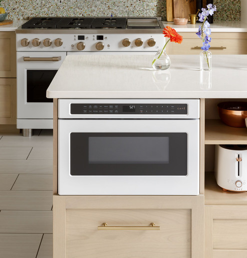 F-CAFÉ-BUILT-IN-MICROWAVE-DRAWER-CWLC12P4RW5-LIFESTYLE2.jpg