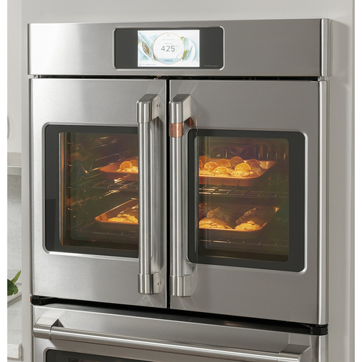 G-WALL-OVEN-30INCH-STAINLESS-STEEL-CTD90FP2NS1-CAFE-IN-USE-2.jpg