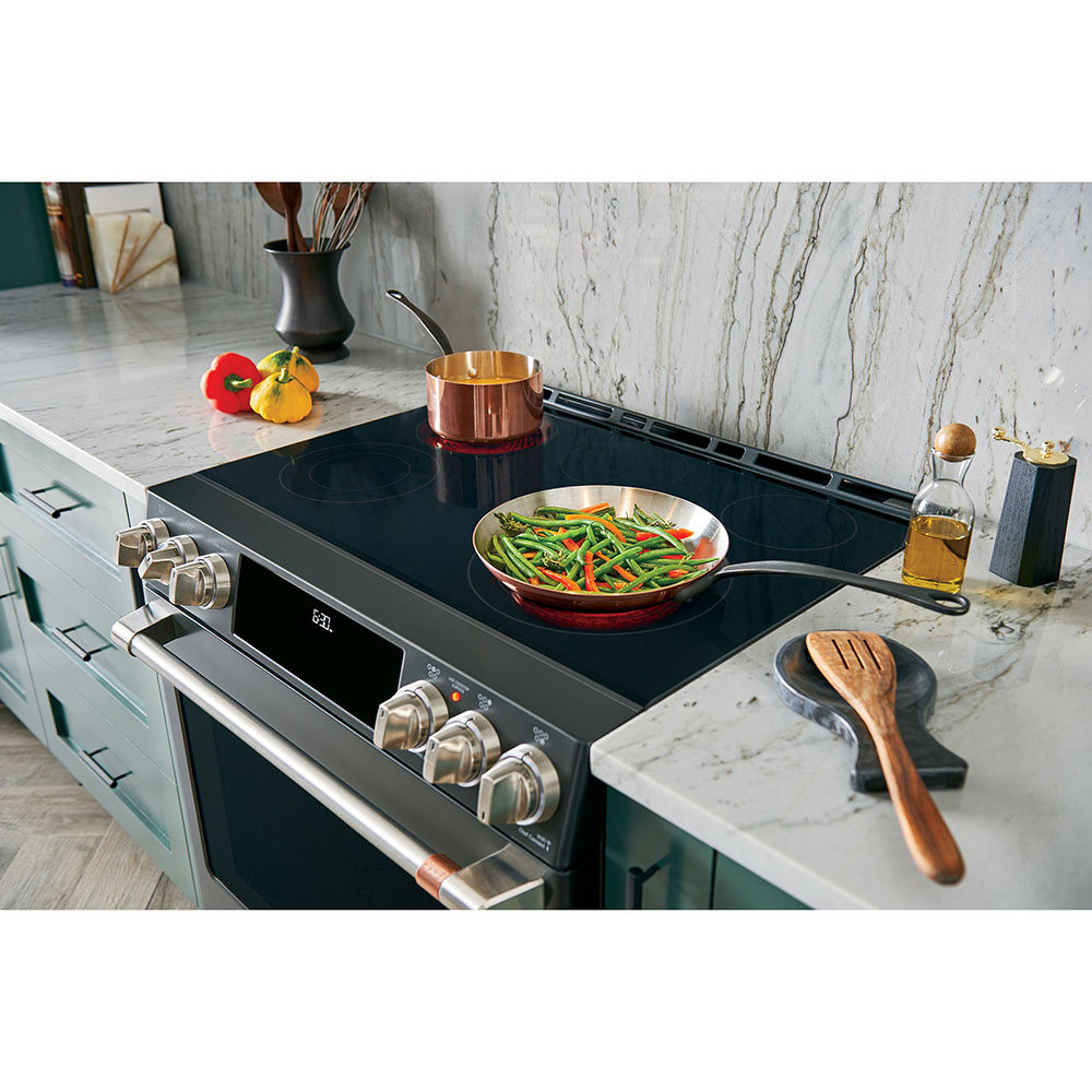 Highlight Mabe Image about Seamless glass surface streamlines and simplifies cooking