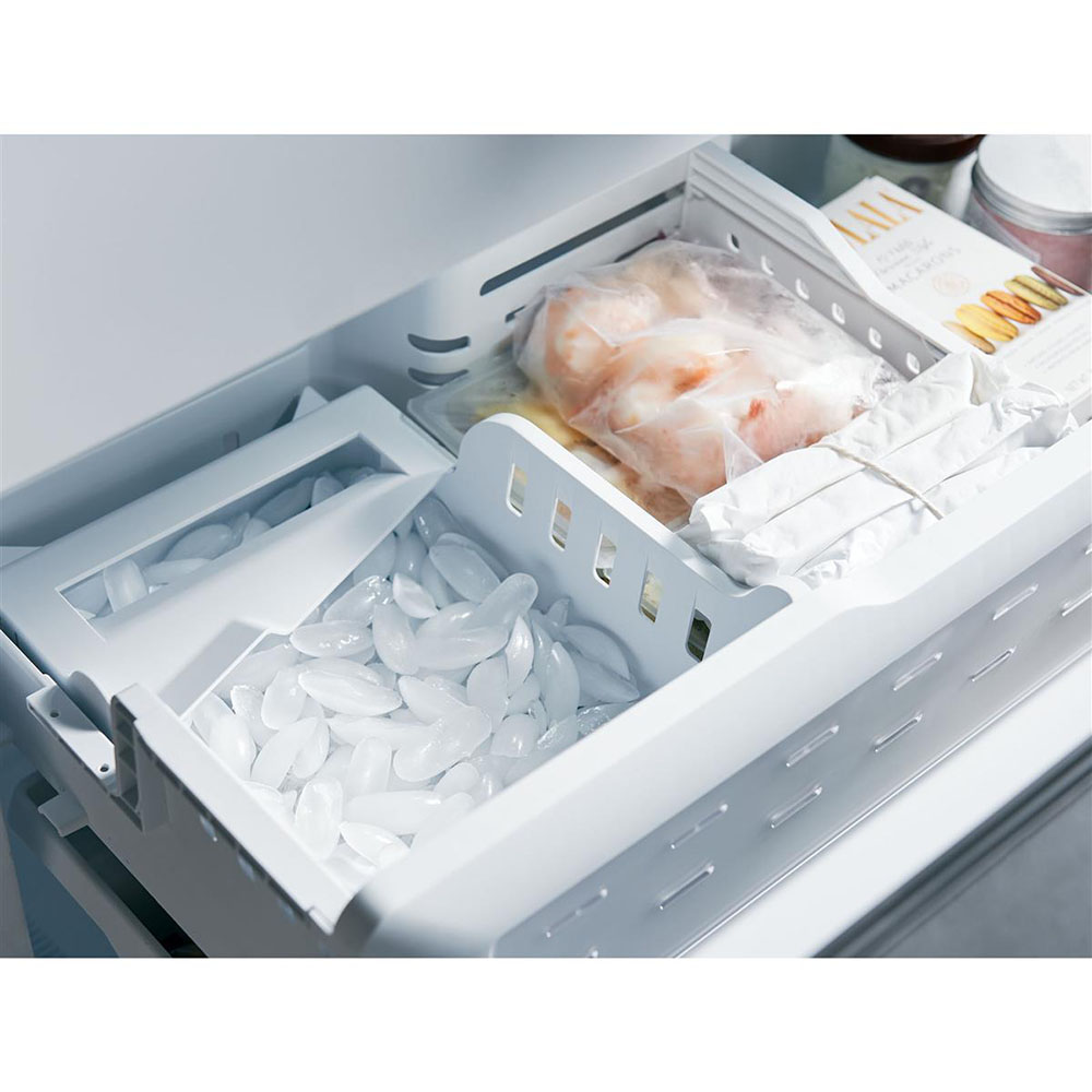 Highlight Mabe Image about Factory-installed icemaker